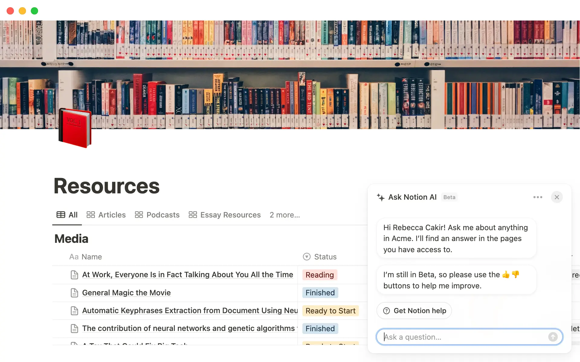 Haz clic en las estrellitas de la parte inferior derecha para abrir Q&A. También encontrarás Q&A en el menú de búsqueda.